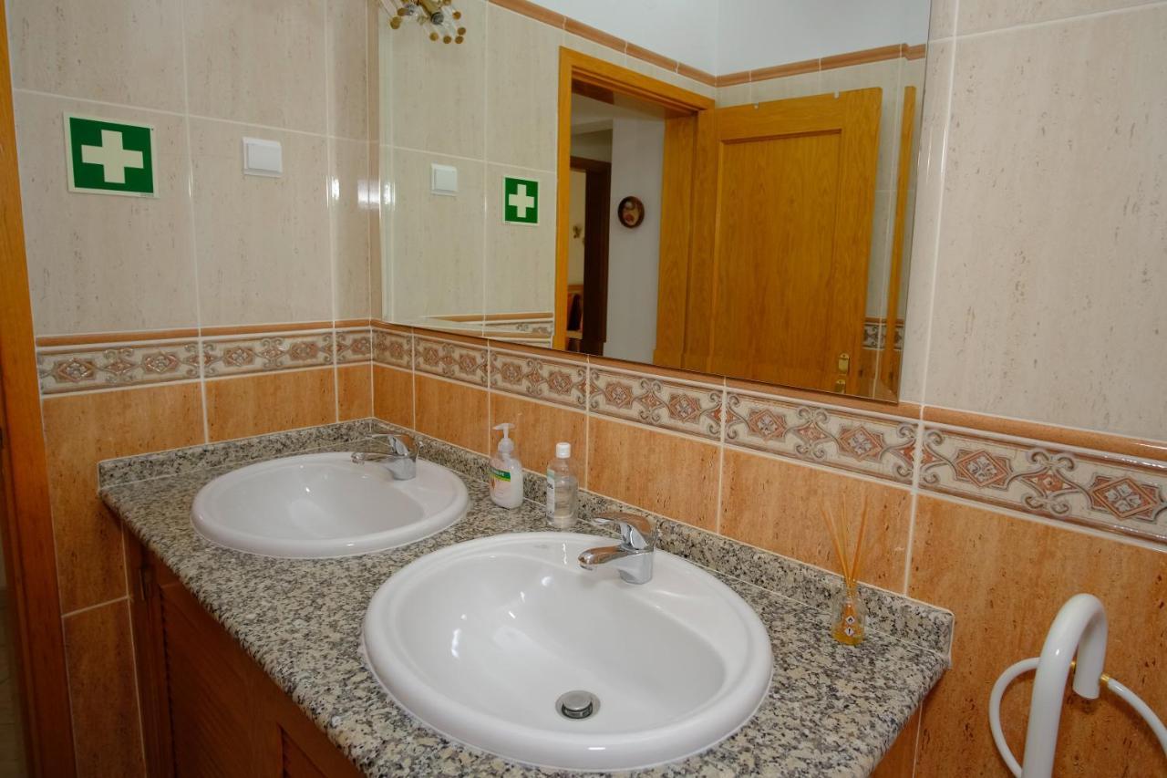 Apartamento T2 Em Condominio Fechado. Albufeira Buitenkant foto